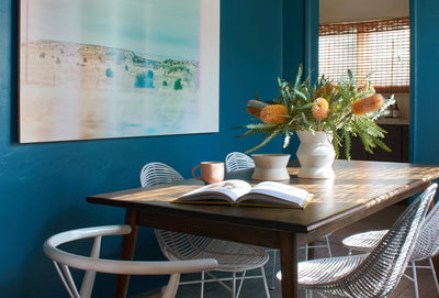 7 Dining Room Paint Colors That Defy Trends