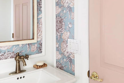 5 Small Bathroom Paint Colors Trending on Instagram